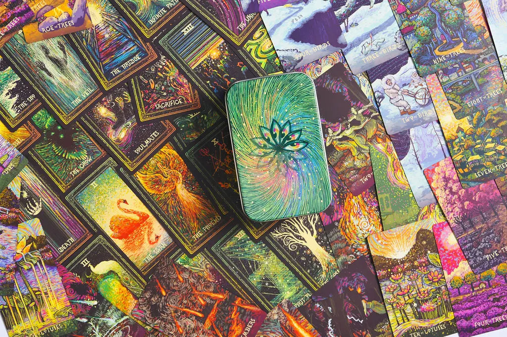 Little Cosma Visions Oracle Deck by James R. Eads – Tarot Stack