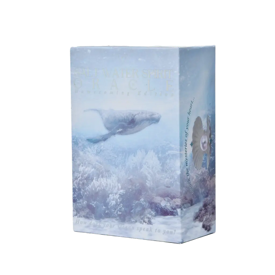 MAGNETIC CLOSE BOX WITH HOLOGRAPHIC DETAIL