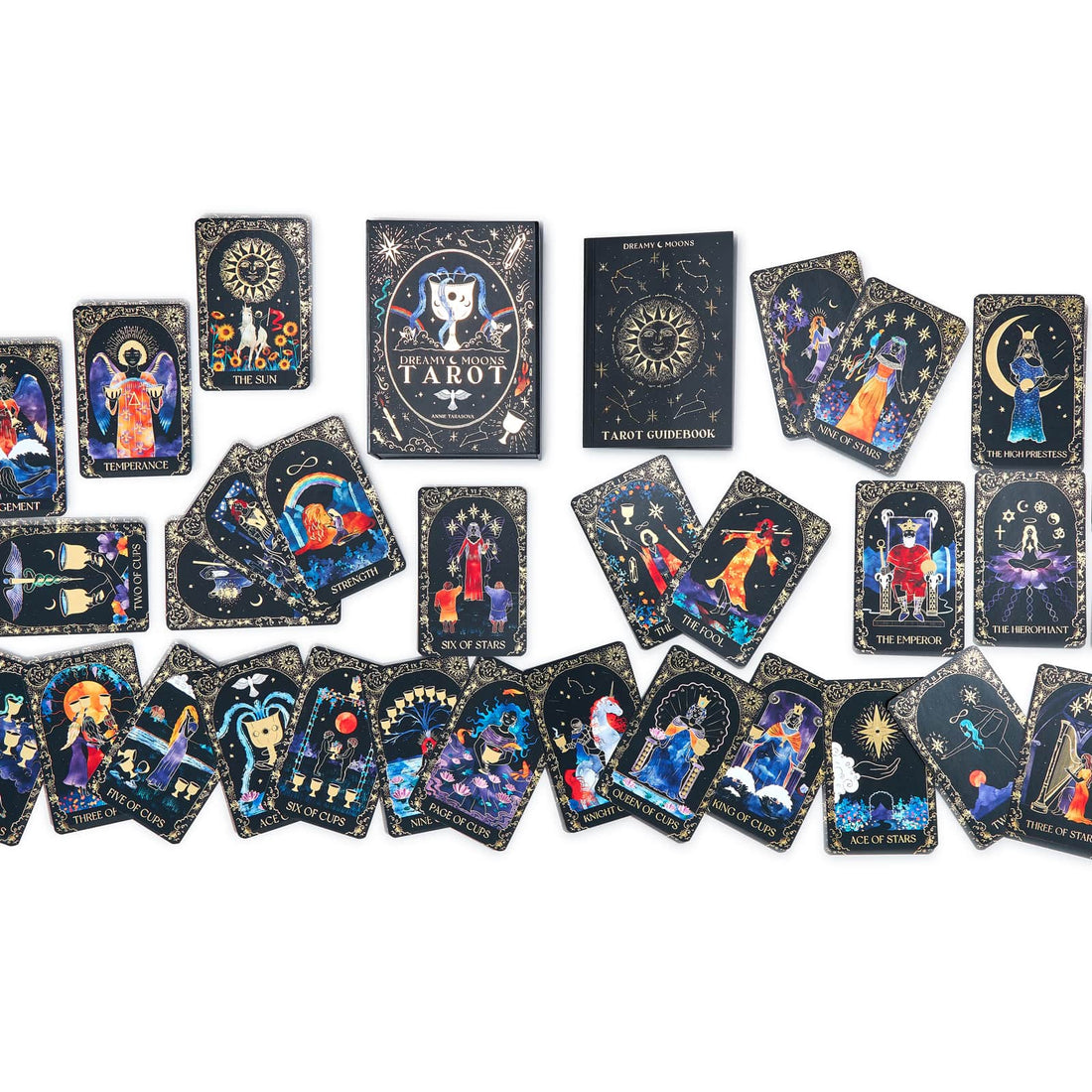 dreamy moons tarot deck contents including guidebook